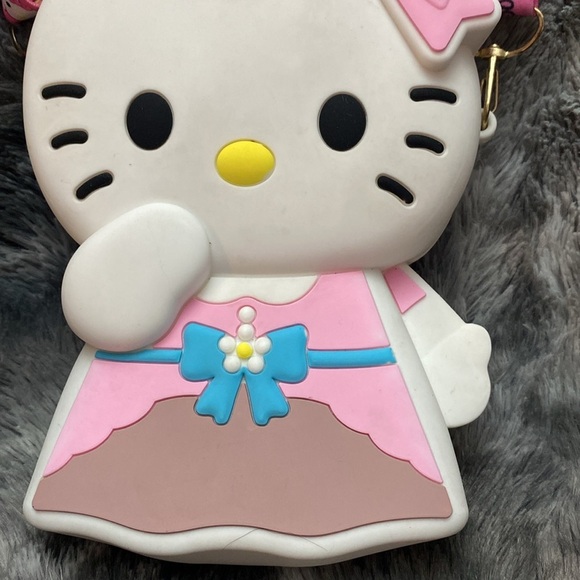 Hello Kitty Pink Crossbody Bag for Kids - Picture 10 of 16